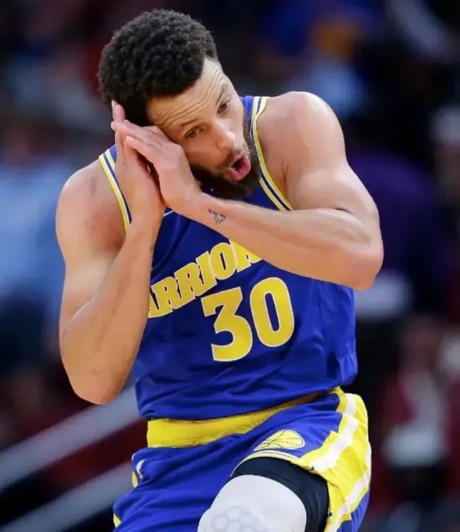 开云-圣安东尼奥马刺迎NBA常规赛关键赛，清晨手感冰凉，更衣室稳定，医务组通报恢复的简单介绍